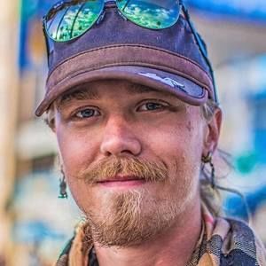 Meet your Posher, Brandon